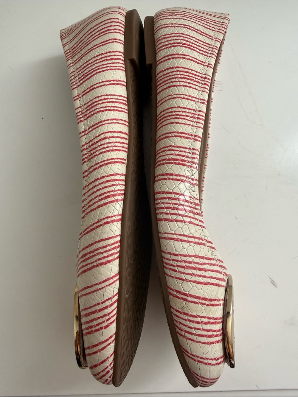 Tory Burch Reva size 7.5 Cream & Pink Striped Logo Ballet Flats - Picture 4 of 6